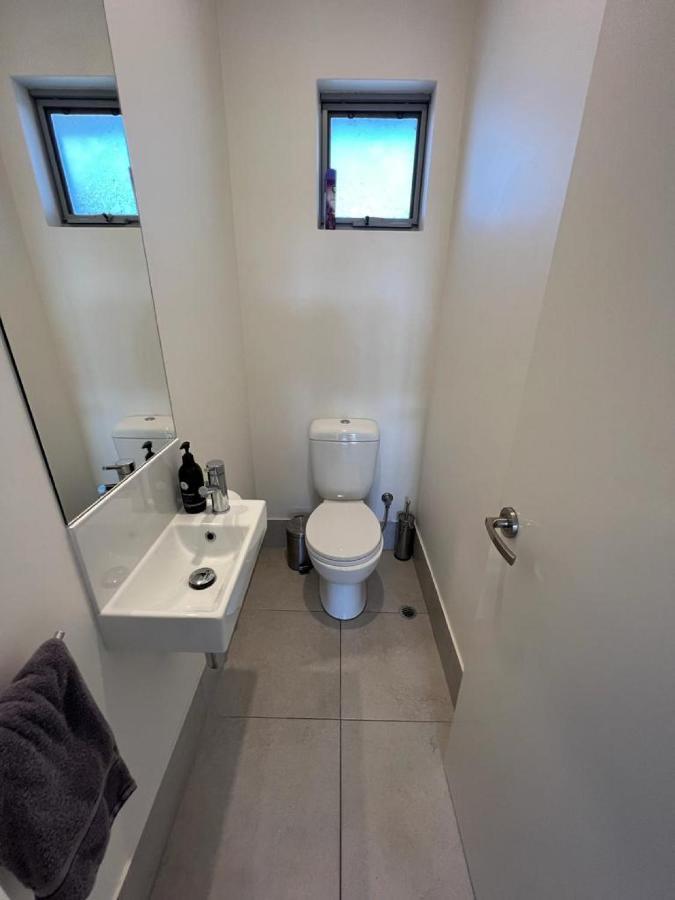 Tranquil Tree Views 2 Bedroom 2 Bathroom Apartment Περθ Εξωτερικό φωτογραφία